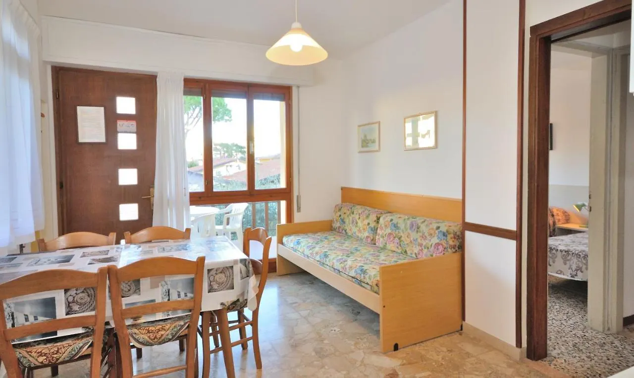 Bungalow Park Apartment Bibione 0*,  Italy