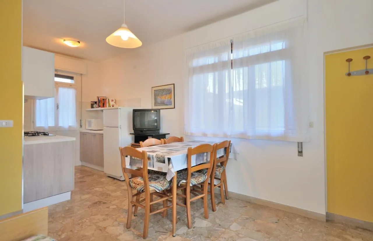 Bungalow Park Apartment Bibione Italy